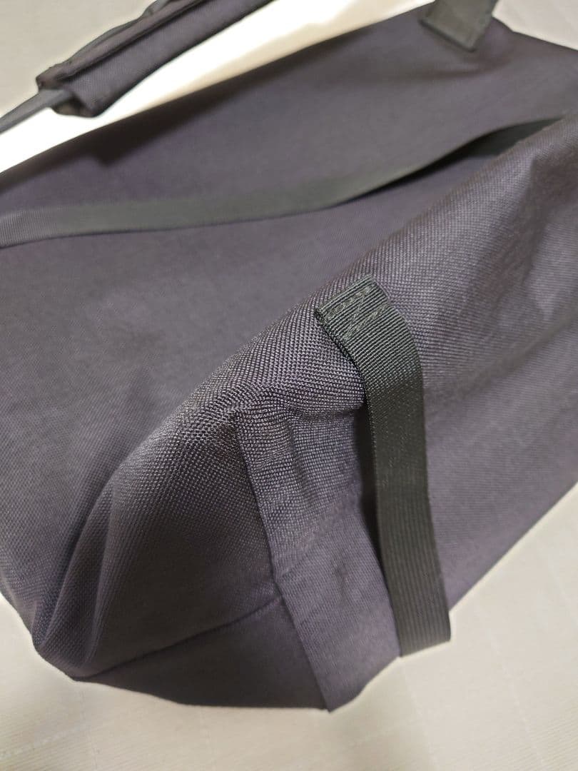 未使用級Under The Weatherアンダーザウェザーメッセンジャーバッグ