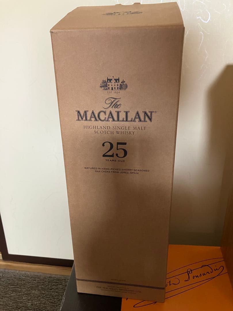 未開封メーカー正規品The Macallan 25年 ハイランドシングルモルト