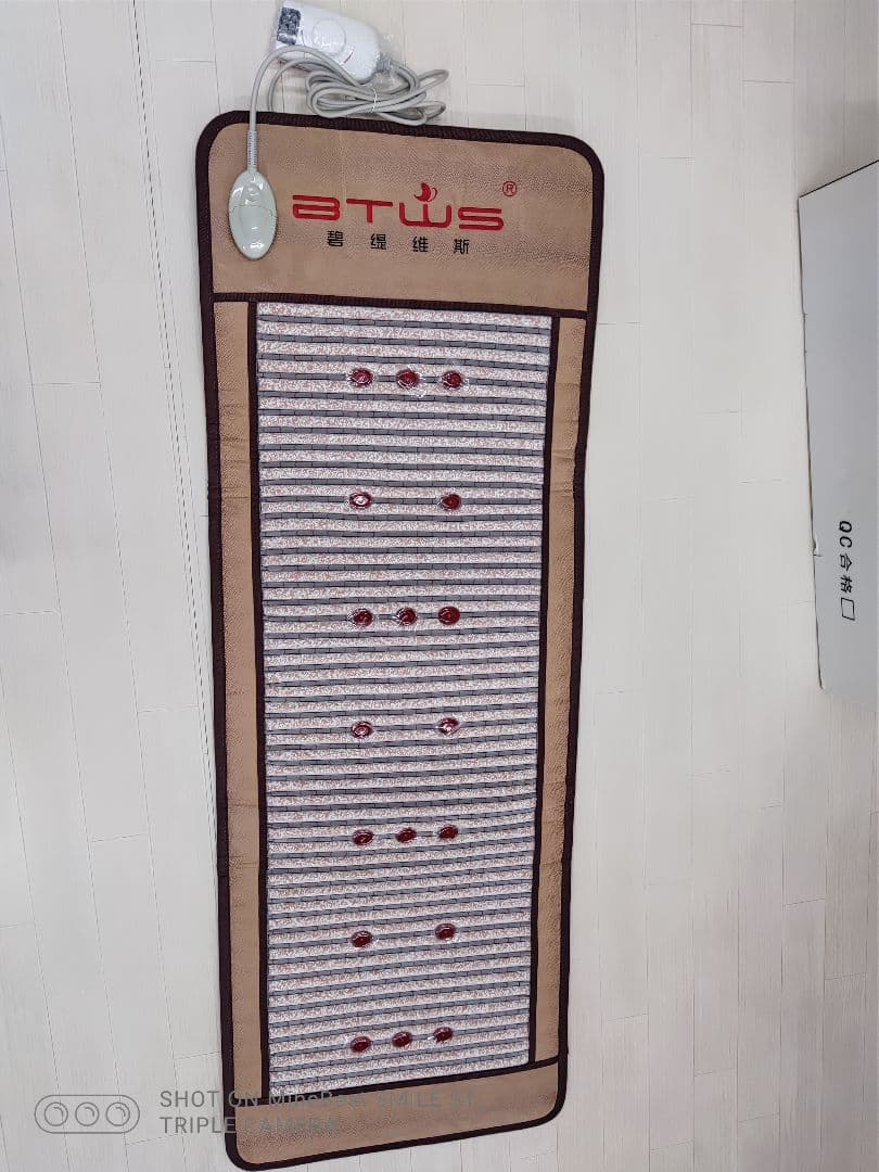 電磁石　遠赤外線　温熱ホットカーペット