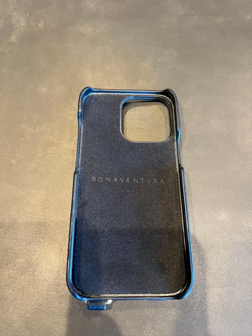 【美品】BONAVENTURA iPhone13pro用ケース