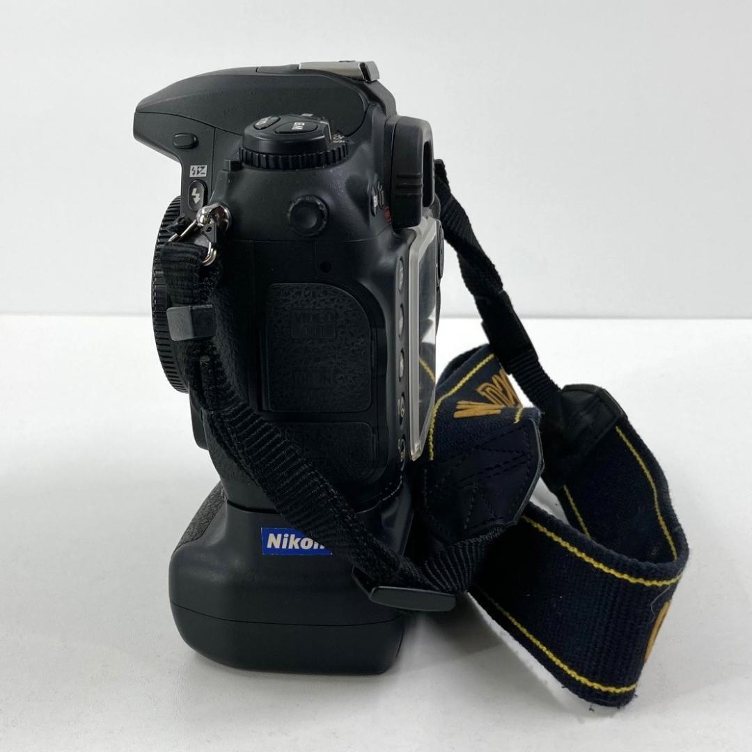 Nikon ニコン　デジタル一眼レフカメラ　D200　バッテリーパック付き
