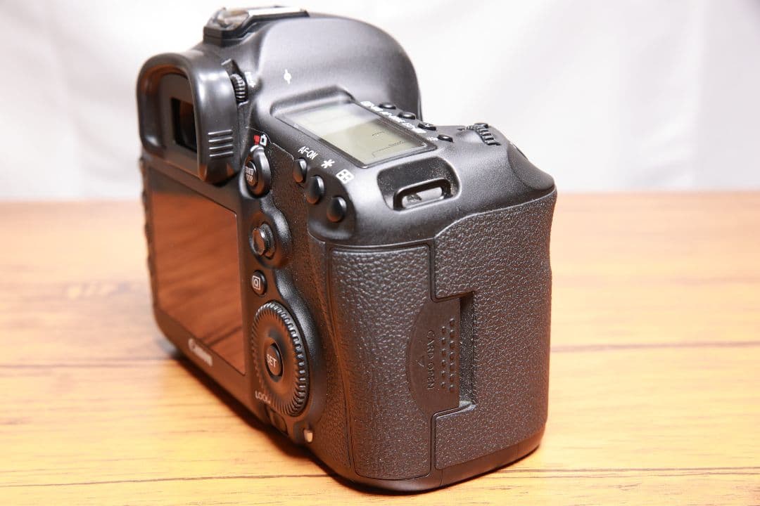 キャノン Canon EOS 5D Mark III 2.7万シャッター