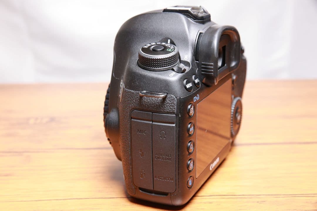 キャノン Canon EOS 5D Mark III 2.7万シャッター