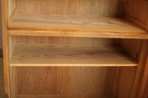 古い木枠のモールガラス戸棚　収納棚　食器棚　本棚　キャビネット　古家具