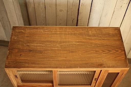 古い木枠のモールガラス戸棚　収納棚　食器棚　本棚　キャビネット　古家具