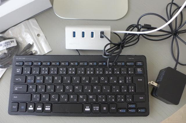 美品 タブレット Surface Go3 8V6-00015 Office搭載