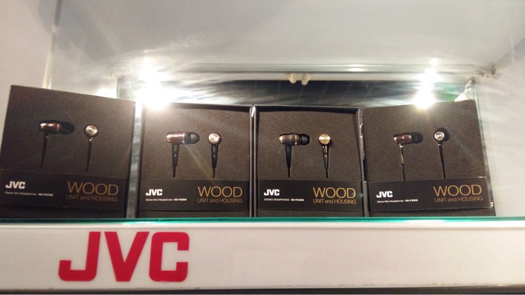 イヤホン JVC HA-FX650