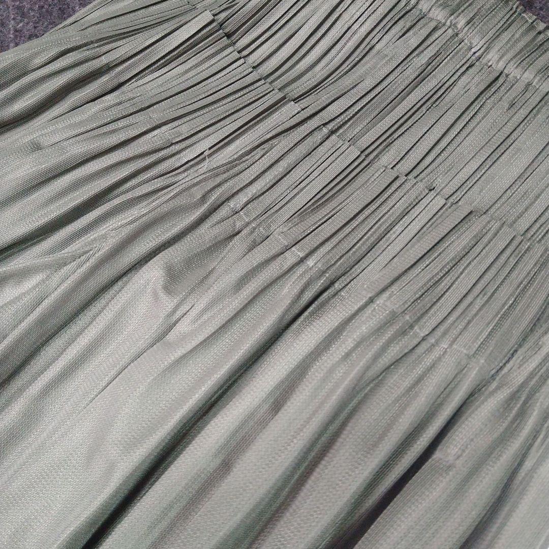 プリーツプリーズサルエルパンツ