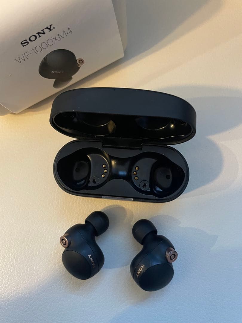 SONY　WF-1000XM4　ワイヤレス　ノイズキャンセリング　バッテリー新品