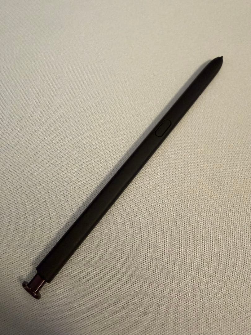 Samsung Galaxy S22 Ultra バーガンディ本体