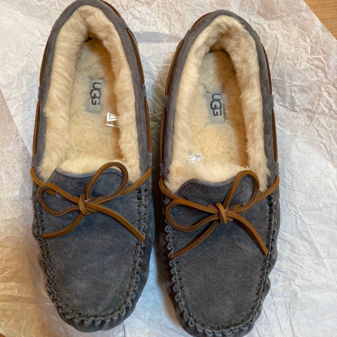 アグ　モカシン　サイズ8