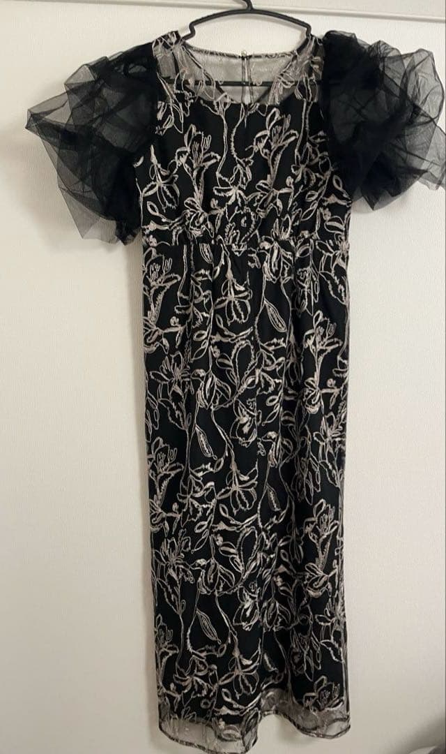 niana 【LE＇RURE】 フラフィースリーブペンシルドレス