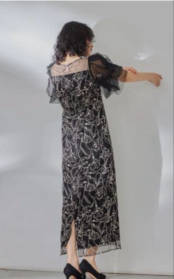 niana 【LE＇RURE】 フラフィースリーブペンシルドレス