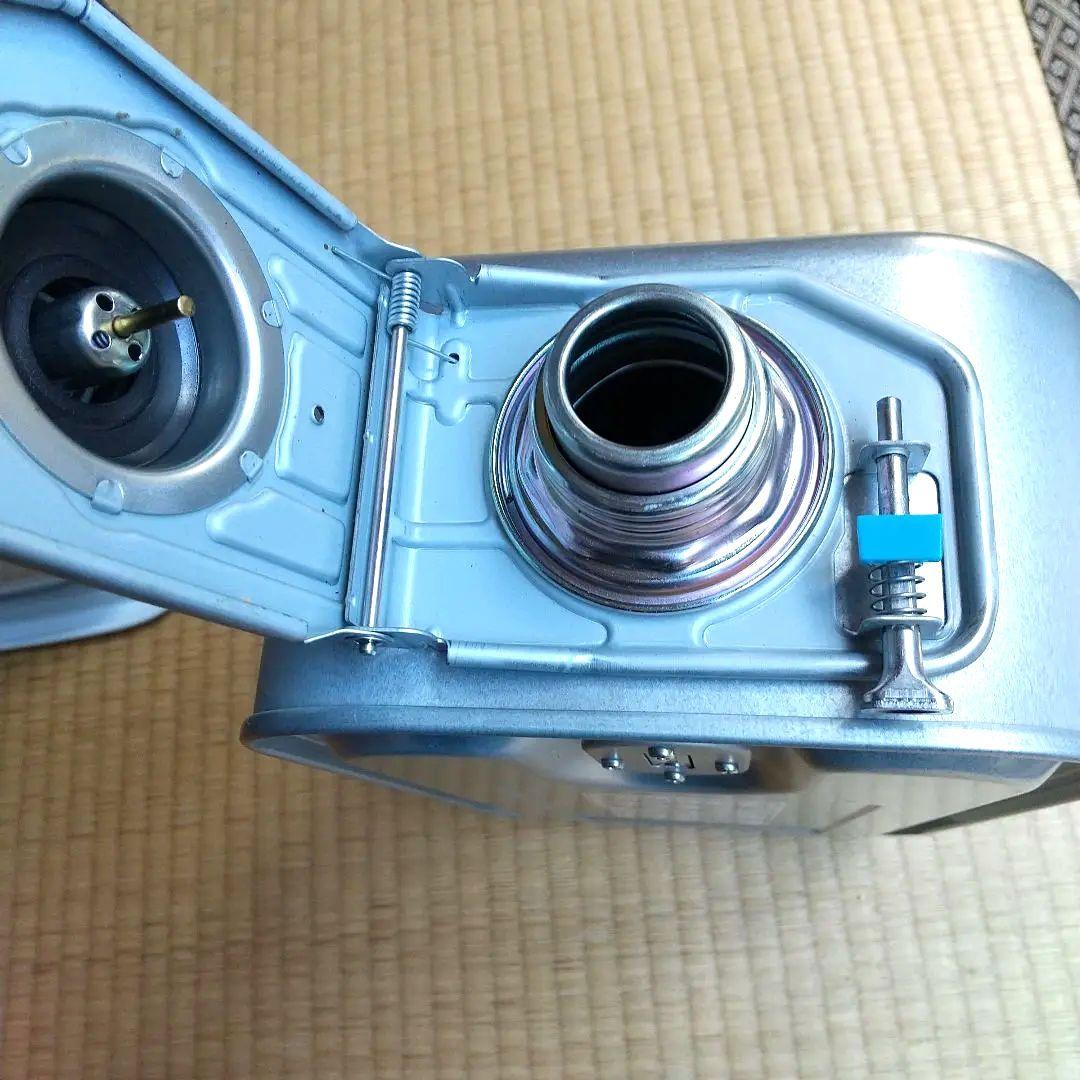 2022年製 CORONA 石油ファンヒータFH-G3222Y-W スポイド付き