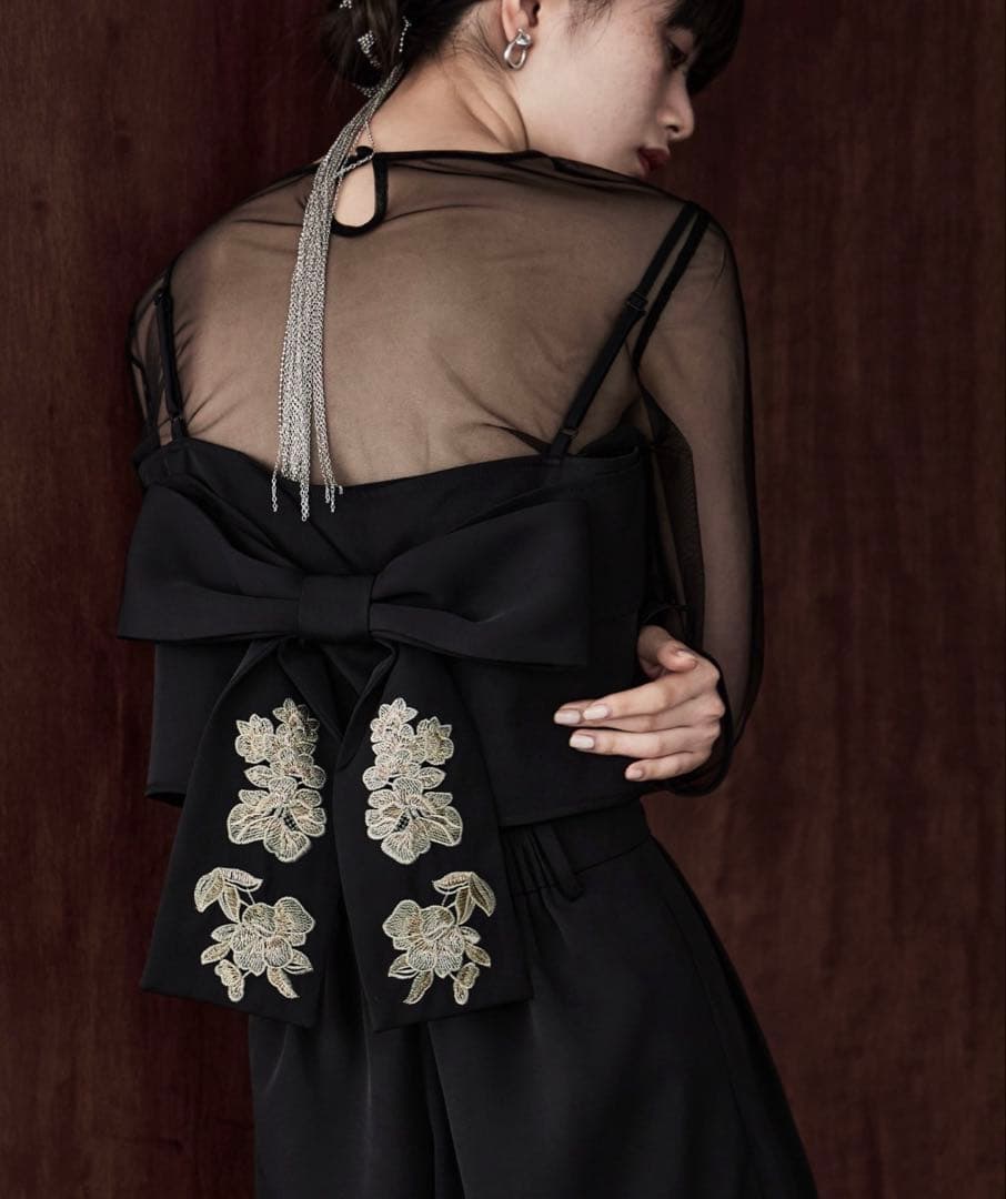 etoll.（エトル）3piece刺繍リボンビスチェ＆タックワイドパンツセット