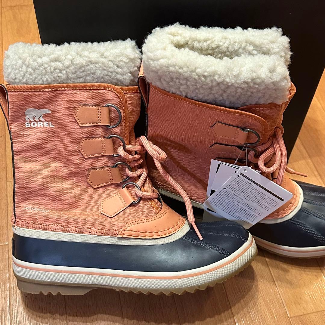 【美品未使用品】SOREL スノーブーツ　レディース　23cmピンク