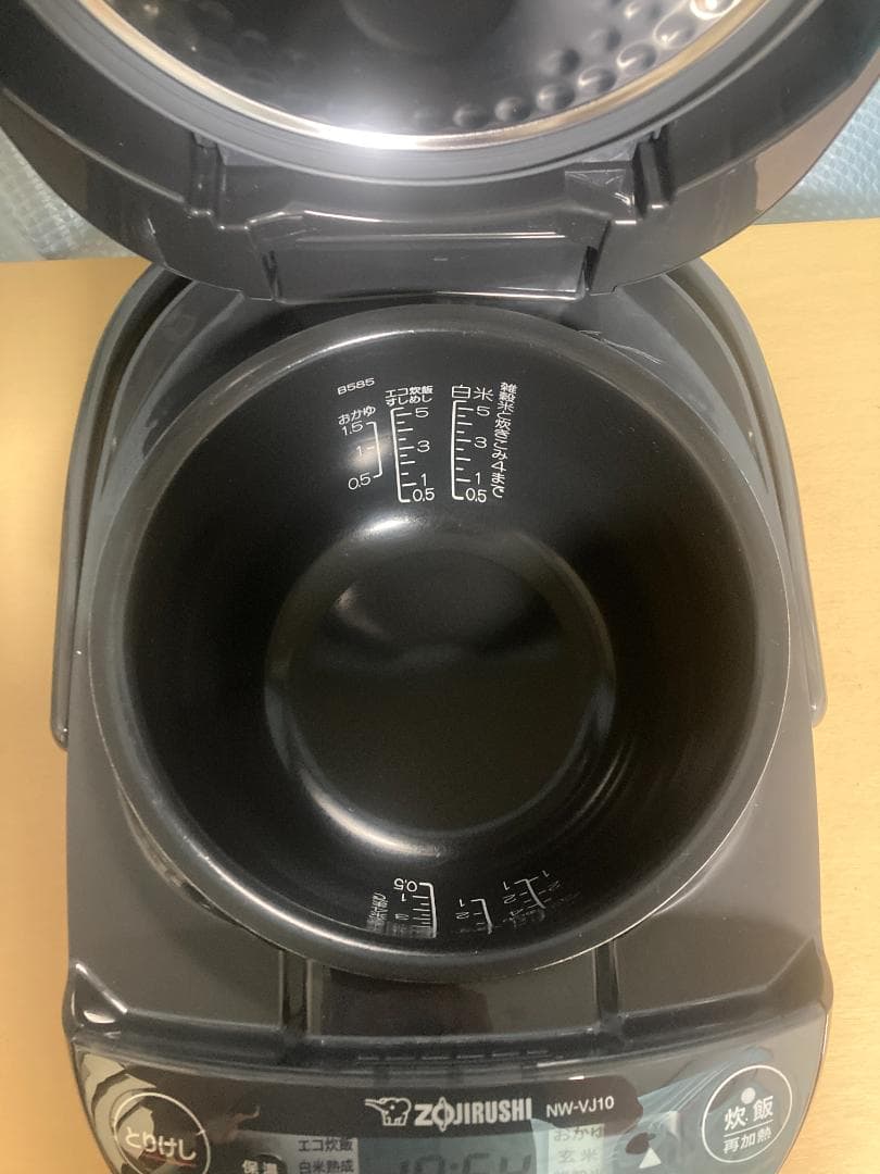 ★美品★2025年製 象印 NW-VJ10 IH 炊飯器 ジャー5.5合炊き