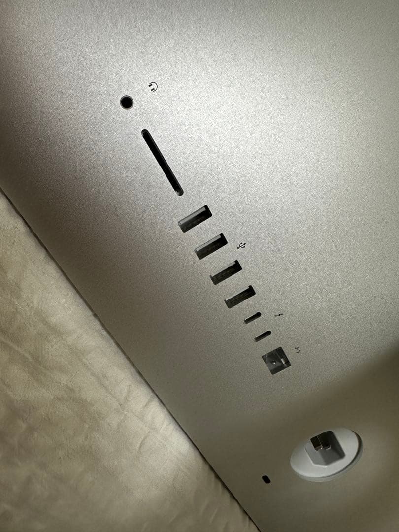 ほぼ未使用iMac4K,21.5inc,16G,2017 キー＋トラックパッド付