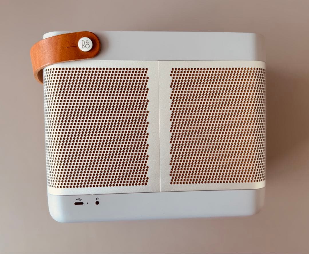 中古 Bang&Olufsen bluetooth スピーカー Beolit20