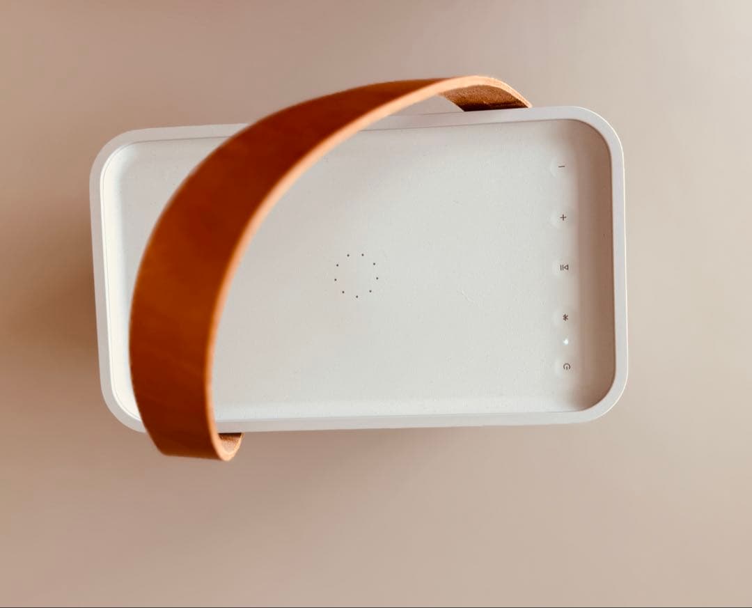 中古 Bang&Olufsen bluetooth スピーカー Beolit20