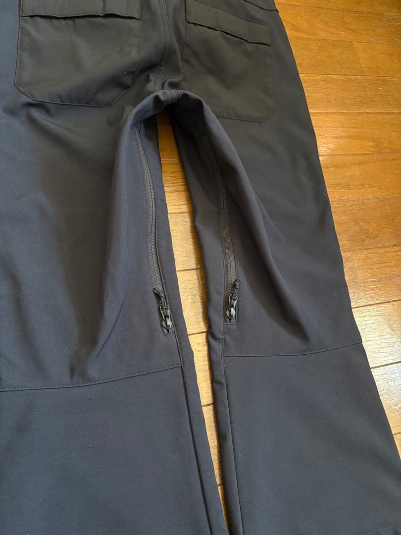 新品未使用 バートンBURTON XS ブラック ビブパンツ　スキースノーボード