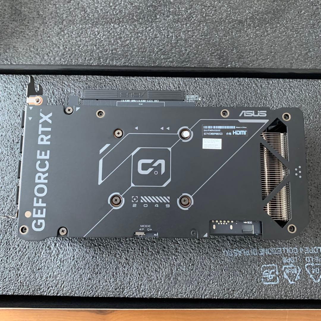 グラフィックボード・グラボ・ビデオカード ASUS DUAL GeForce RTX 4070 OC 12GB