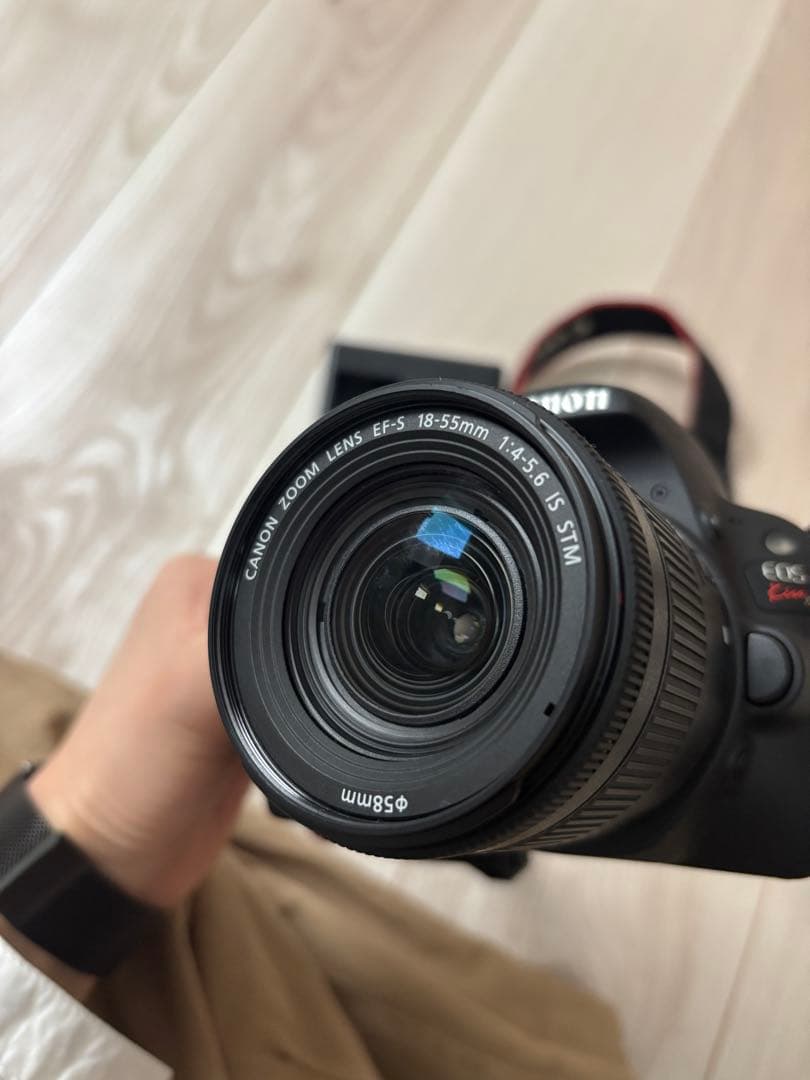 Canon EOS Kiss X9デジタル一眼レフ 本体