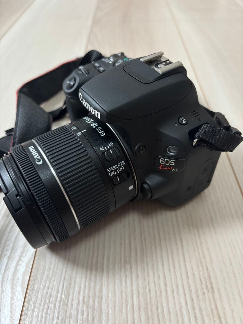 Canon EOS Kiss X9デジタル一眼レフ 本体