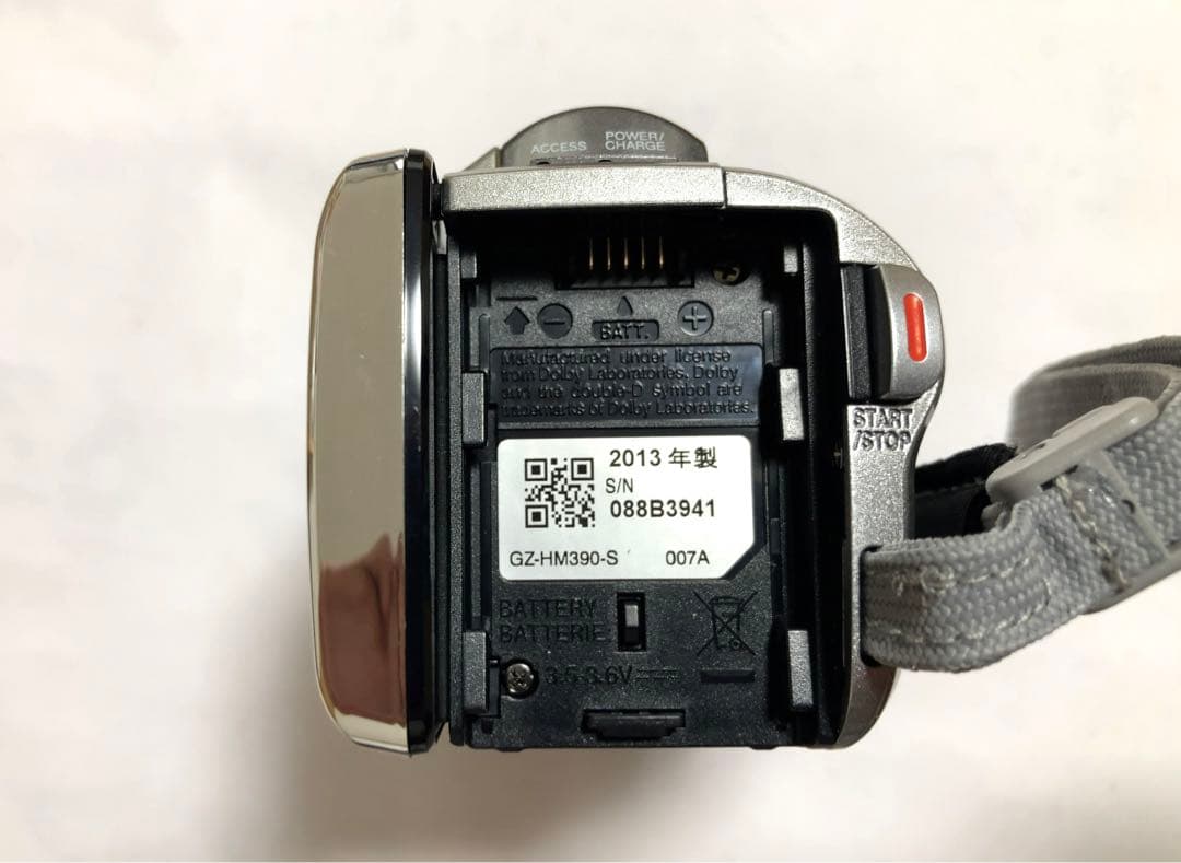 JVC ケンウッドGZ-HM390-S Everio バッテリ2個 SDカード付