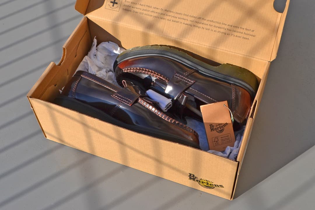 はやぶさドクターマーチン MARTENS タッセルローファー uk4 新品