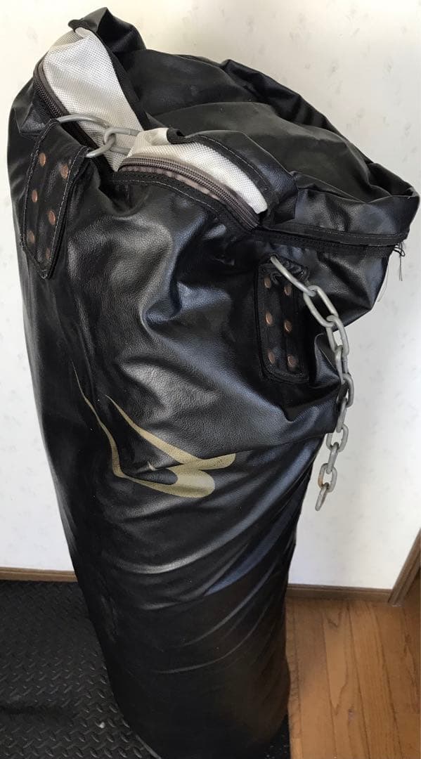 ボディーメーカー　BODY MAKER 本皮サンドバッグ ♡