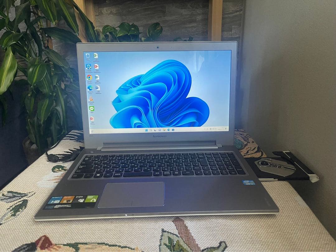 初心者✨人気✨レノボ　すぐ使える✨Core i3✨Windows11✨ノートパソ