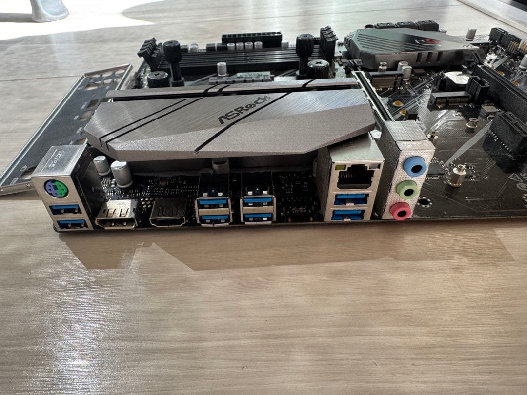 マザーボード ASRock X570 Phantom Gaming4