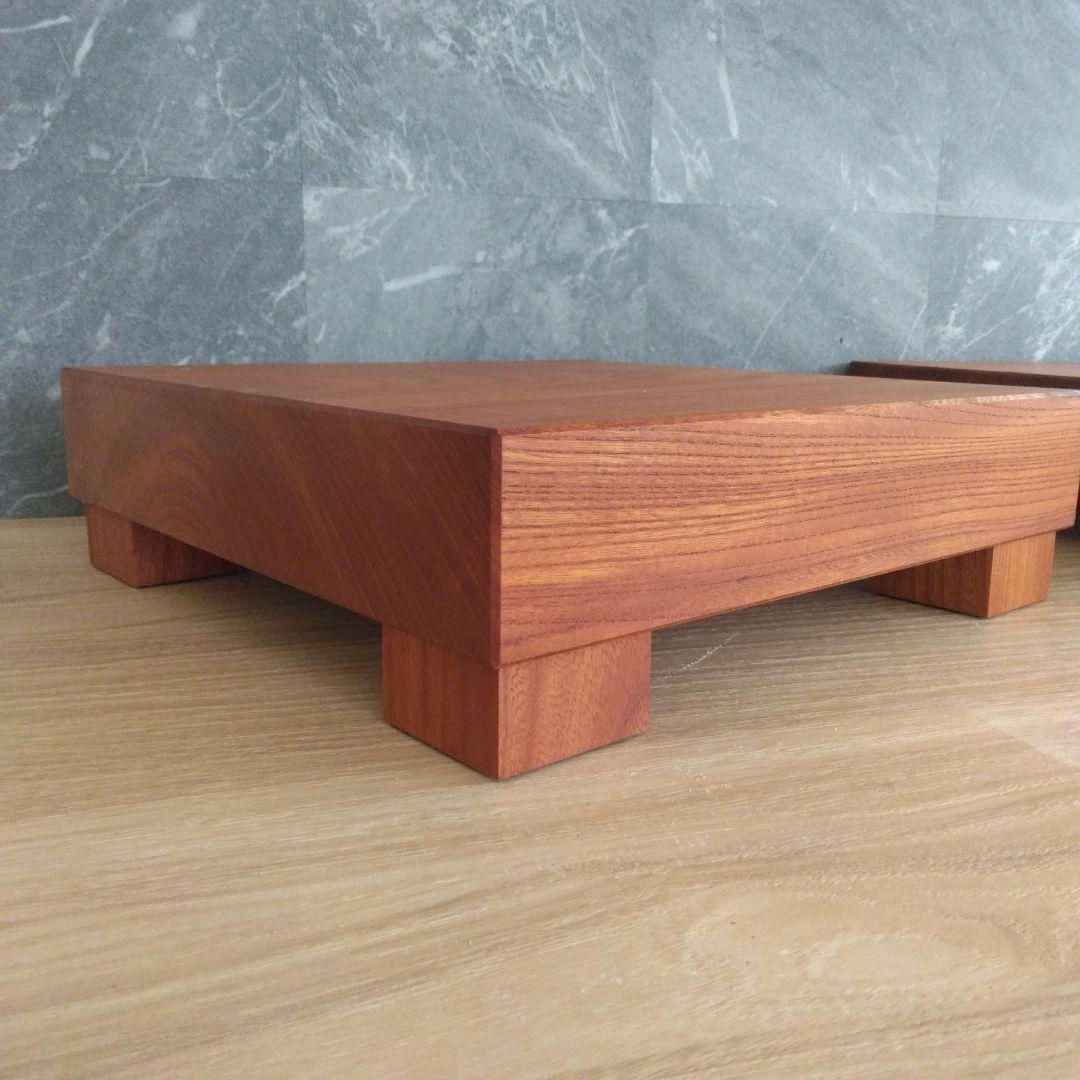 スピーカースタンド一対　欅無垢材