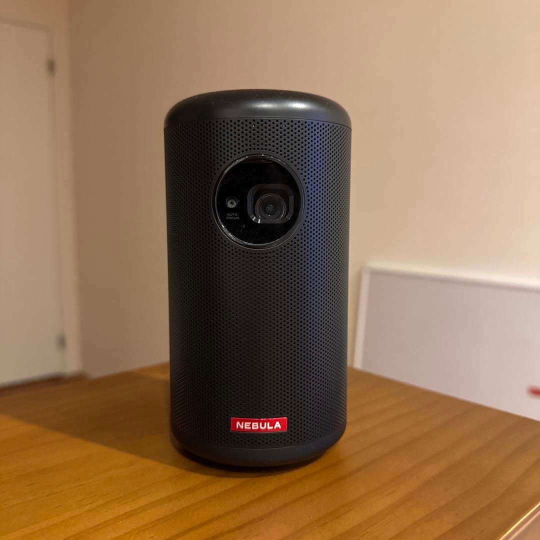 NEBULA プロジェクター 本体、リモコン
