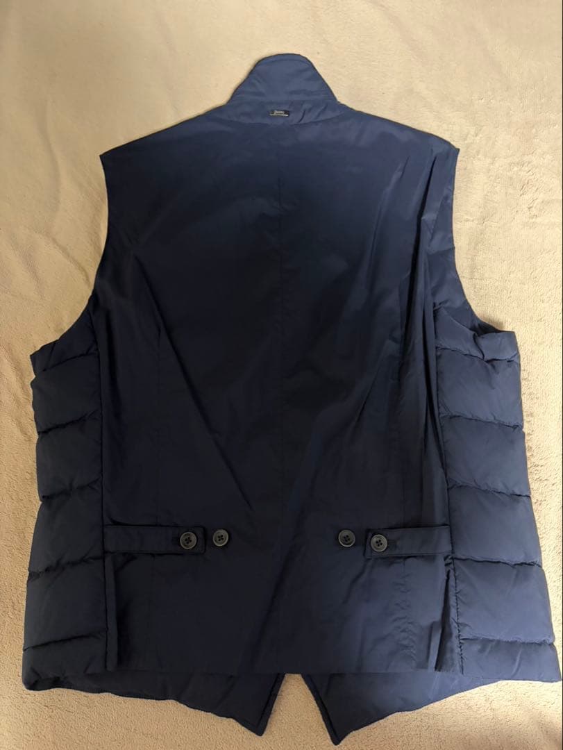 専用 ヘルノ HERNO ライトダウンベスト ジレ