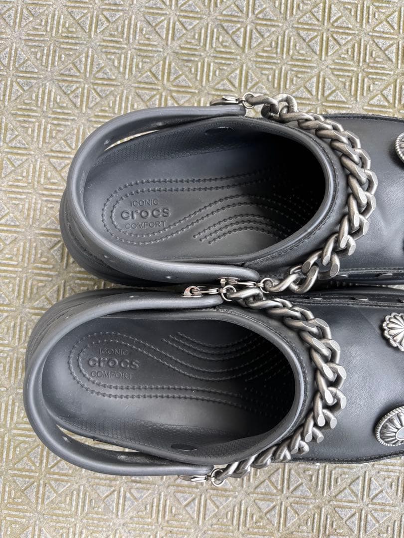 crocs Stomp Embellished Clog Black クロックス