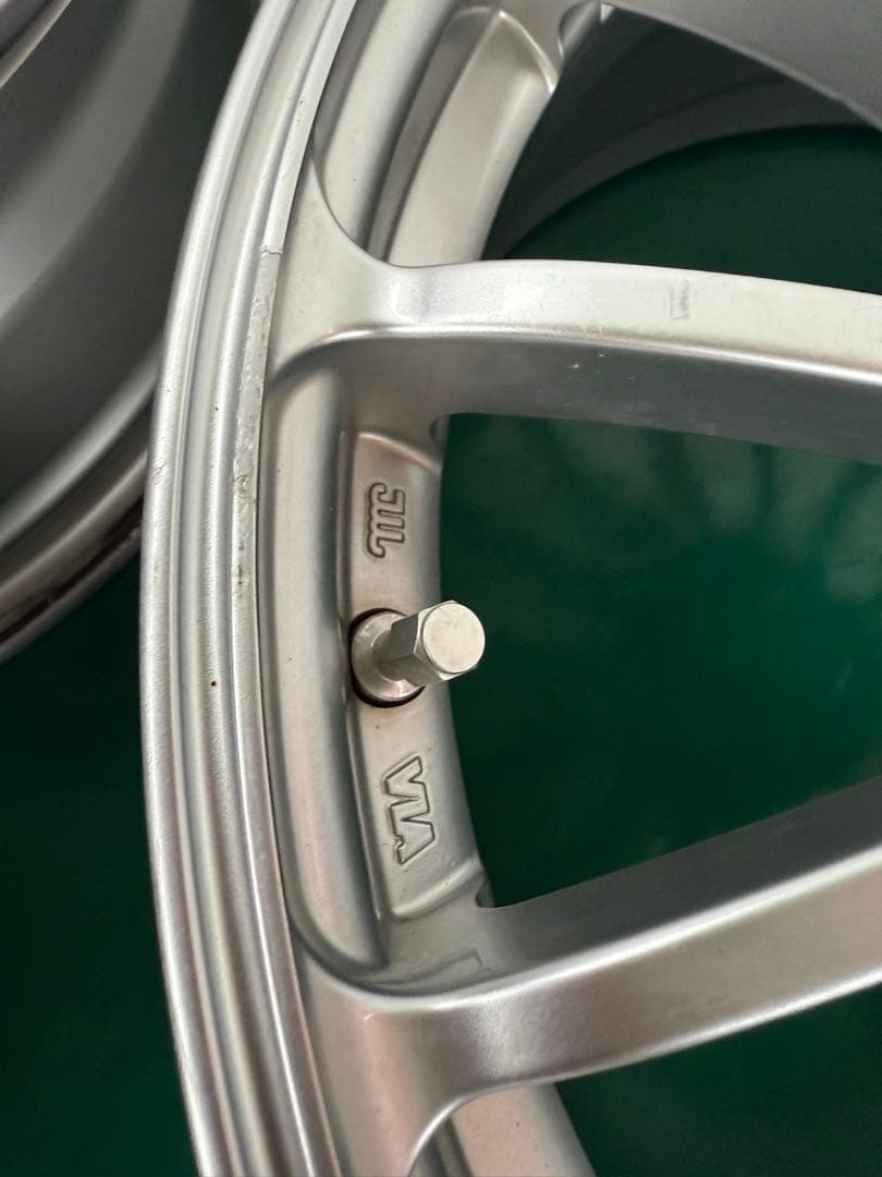 シ*ー様 ADVAN Racing RT 18×7J+50 5H- PCD100