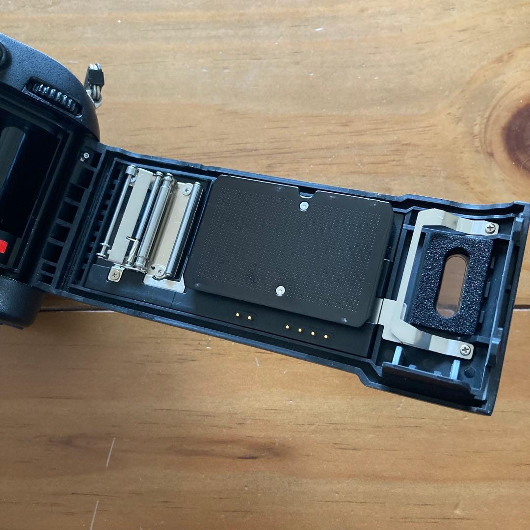 本体のみレンズなし NIKON F100フィルムカメラ 一眼レフ