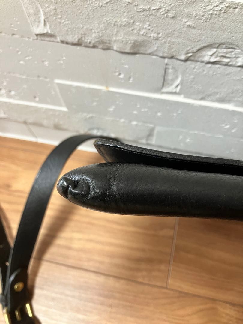 イルビゾンテ　ショルダーバッグ