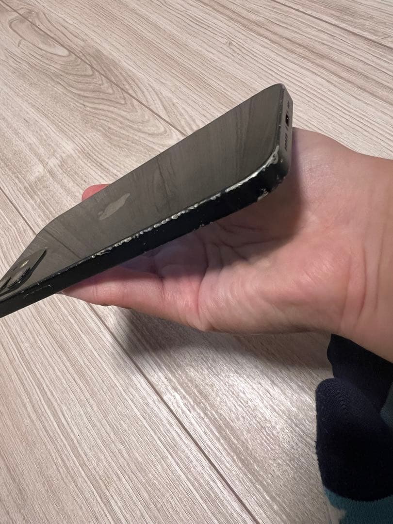 Apple iPhone 12 ブラック 傷あり