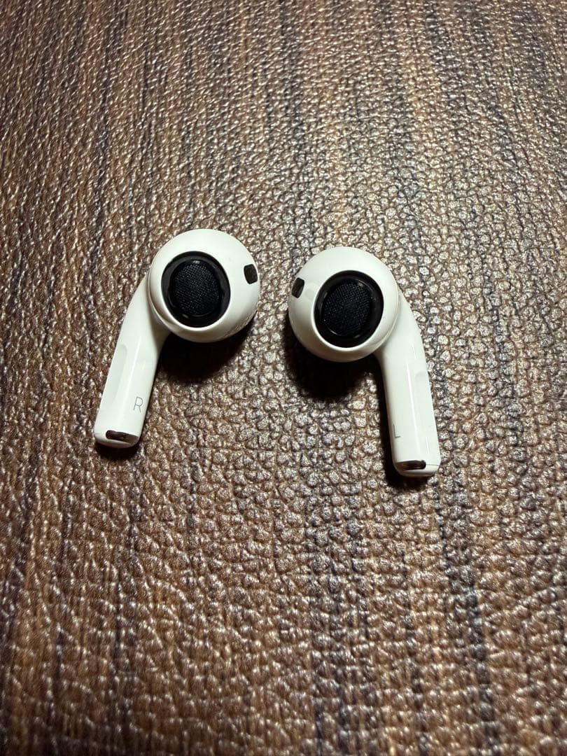 【保証有】AirPods Pro 第二世代本体 ホワイト 充電ケーブル付き