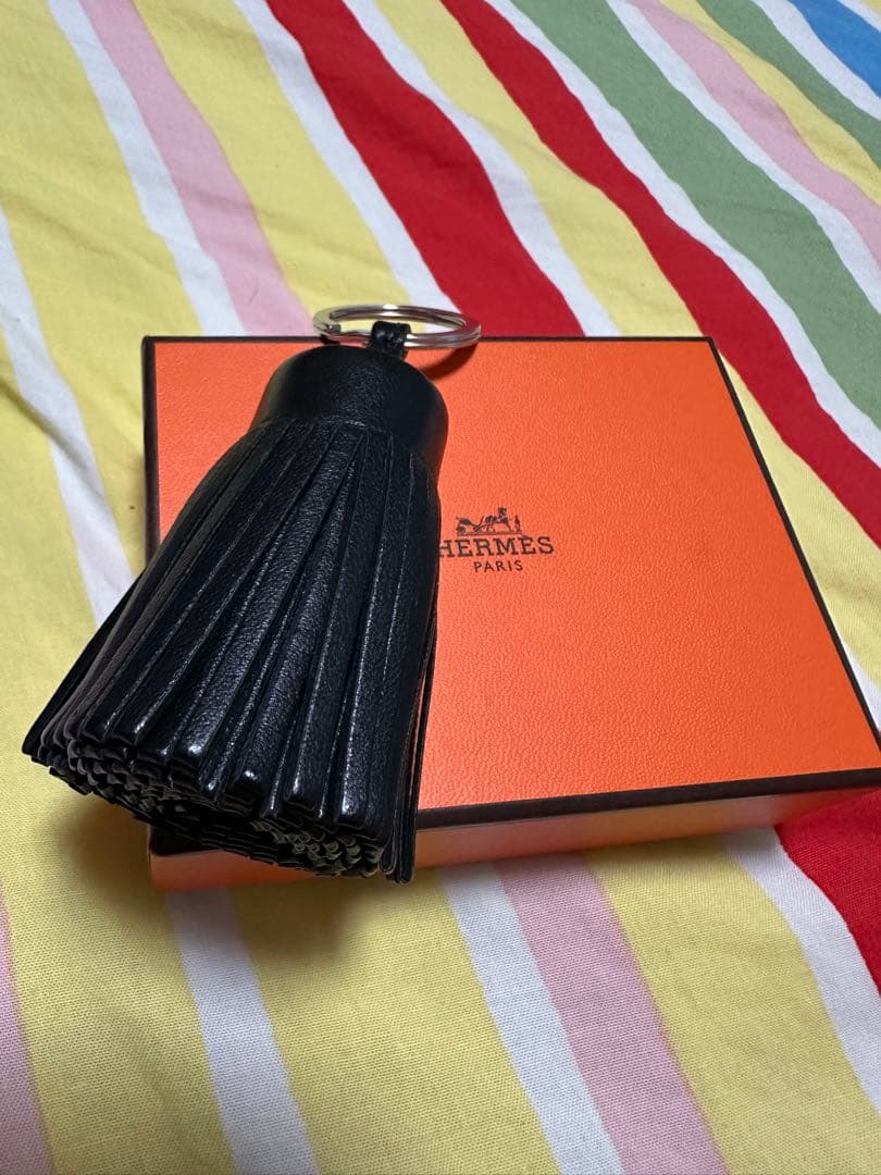 エルメス　カルメン　キーホルダー　入手困難　確実正規品　黒