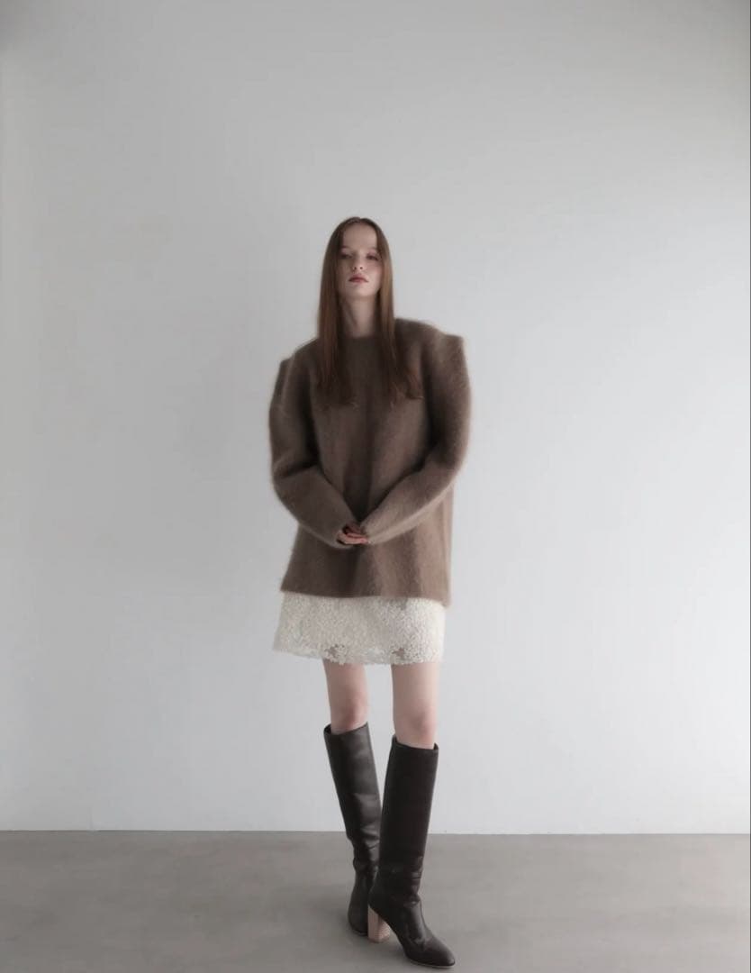 【AMOMMA】FLOWER MINI SKIRT(IVORY)