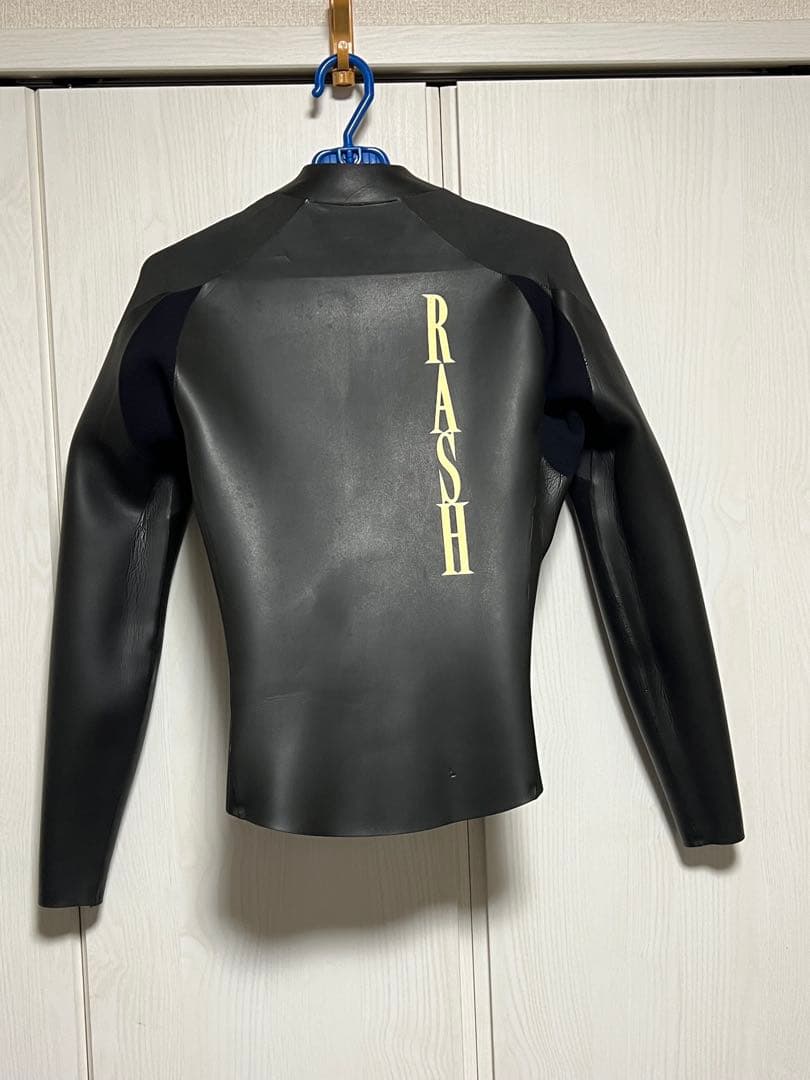 美品　 RASHタッパー（３mm） L size 【期間限定値引き】