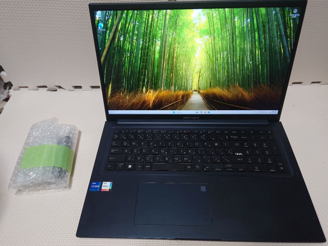 ASUS Vivobook X1704V/i7-1355U/16・512G大画面