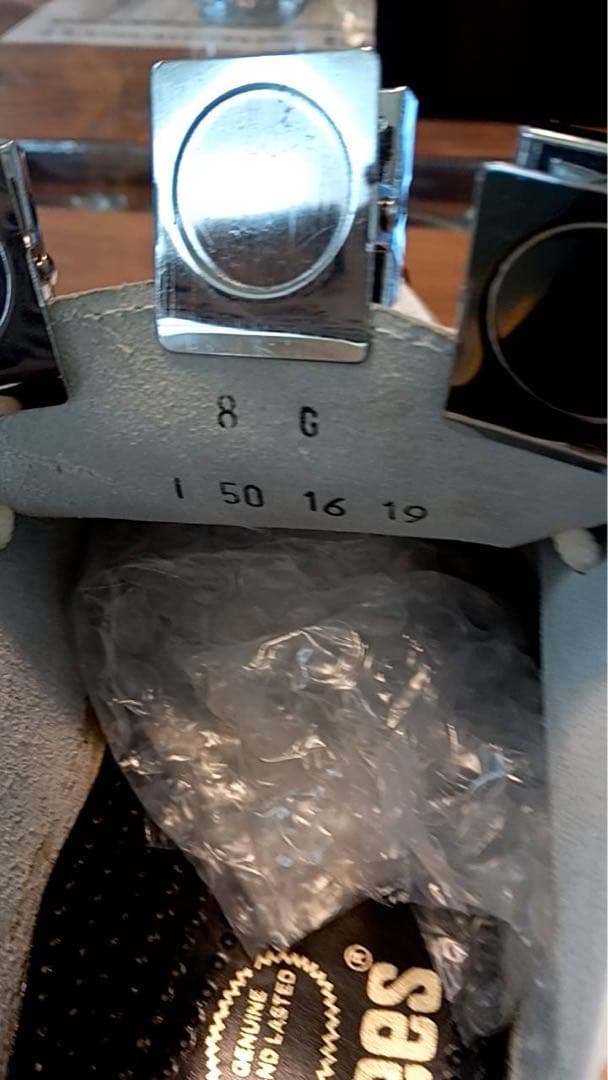 Clarks Wallabees ホワイトレザー