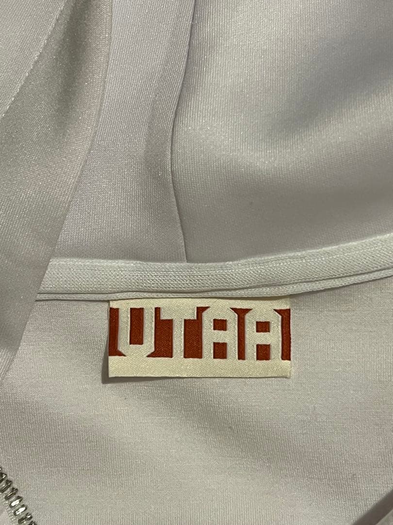 Ai UTAA フード付きトップス スカート