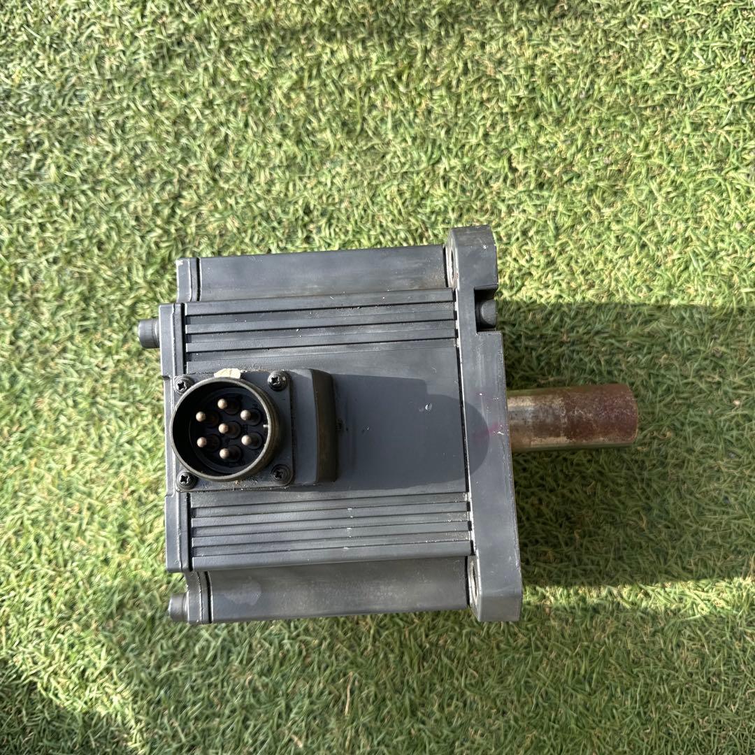 MITSUBISHI HC352S SERVO MOTOR 動作保証　インボイス