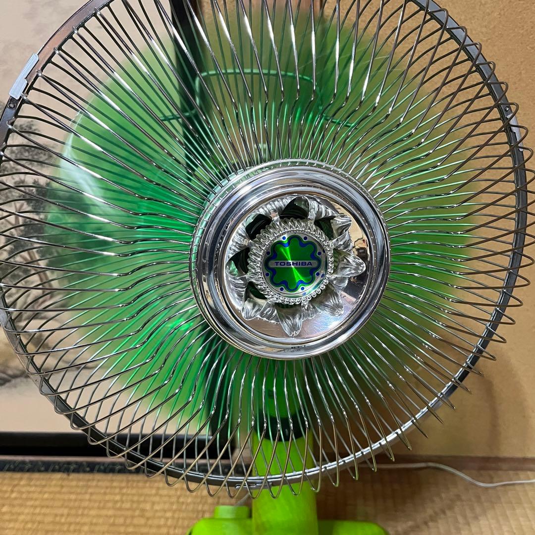 昭和レトロ　レトロポップ　グリーンファン　東芝扇風機　30cm 4枚ファン